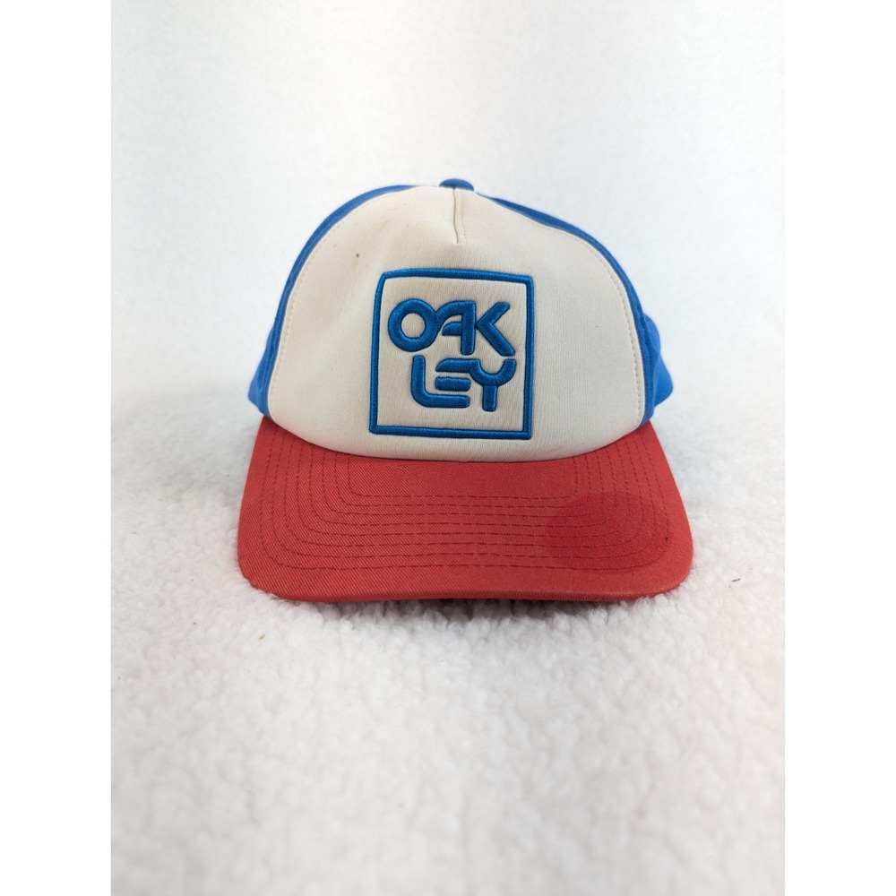 Oakley Retro Custom Fit Embossed SnapBack Hat Red, White‎ & Blue